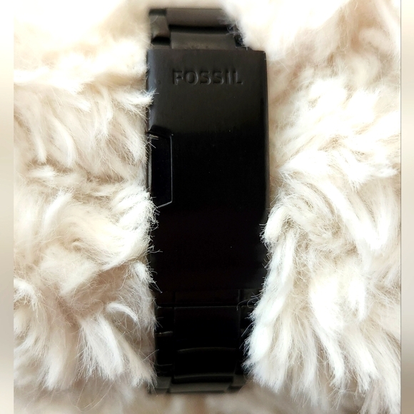 Fossil Black Watch with Abalone Face - Picture 6 of 6